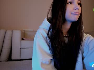 webcam girl hollyextra image #5379407