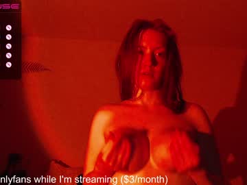 webcam girl dominiquemystique image #3727415