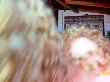 webcam girl little_izzi image #5869053