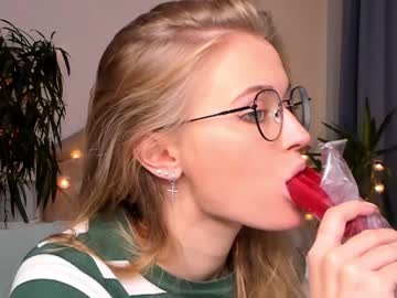 webcam girl linellali image #2671943