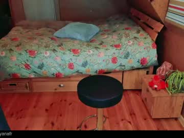 webcam girl frenchgirl_ image #3439714