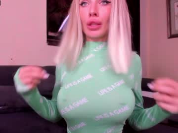 webcam girl ingridblondy94 image #4645353