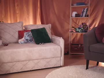 webcam girl _mirrra_ image #1886907
