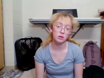 webcam girl blonde_katie image #5805316