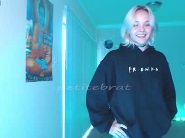 webcam girl petitebrat image #225700