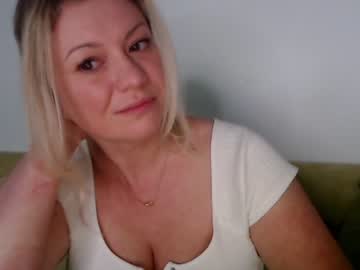 webcam girl kiradivine image #1653386