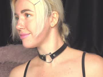 webcam girl xtina__ image #3272184