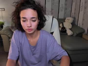 Cam for ella_flare