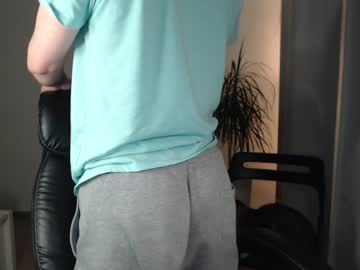 webcam man conor_and_chester image #3705724
