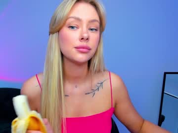webcam girl 8a8y_nura image #5347375