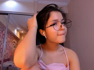 webcam girl akino_17 image #1480830