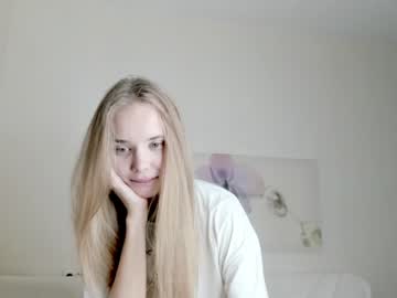 webcam girl infinite_reality image #5628037