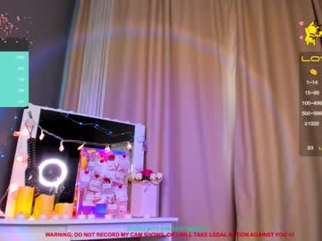 webcam girl mikki_blush image #1536765