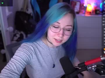webcam girl blue_mooncat image #4686749