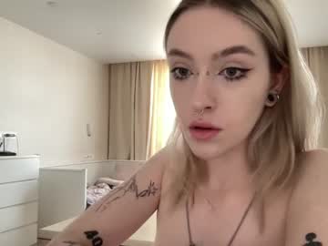webcam girl ccrystalluna image #4850642