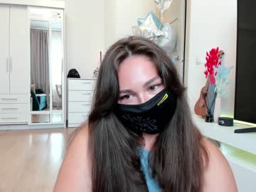 webcam girl leyla_on_sport image #2563135