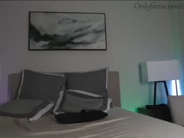 webcam couple ari_lovexo image #2796290
