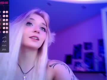 webcam girl _b_a_n_s_h_e_e_ image #4378794