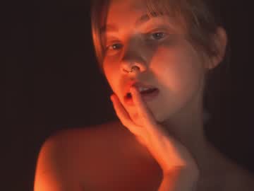 webcam girl bibi_it_is image #5714969