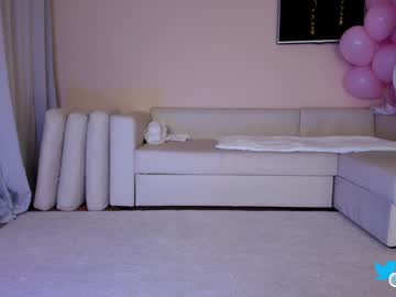 webcam girl hollyextra image #3691030