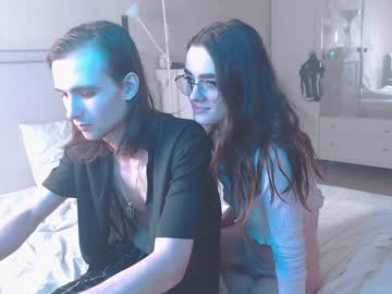 webcam couple dealerslat image #1681170