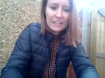 webcam girl eatmypie69 image #5463668
