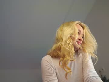 webcam girl sonya_kelsey image #6282311