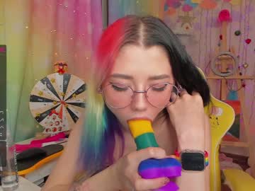 webcam girl _biscuitty image #903072
