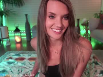 webcam girl phoenix_taylor image #3149195