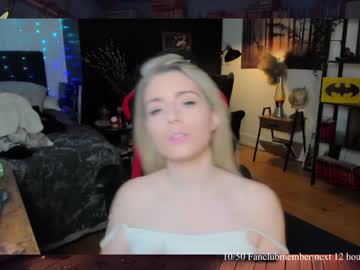 webcam girl kimilee22 image #6254715
