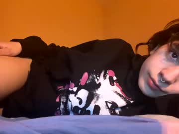 webcam girl kitsunebby image #4148591