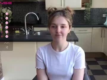 webcam girl lucydelovely image #3996846