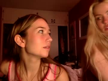 webcam girl avababexoxoxo image #3930995