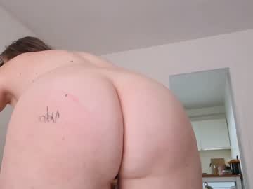 webcam girl boobsgwendy image #5142202