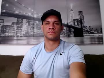 webcam man new_york_guy518 image #1936045