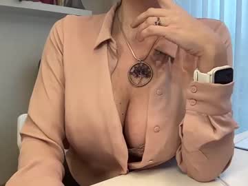 webcam girl naturalsuperblondie image #6246740