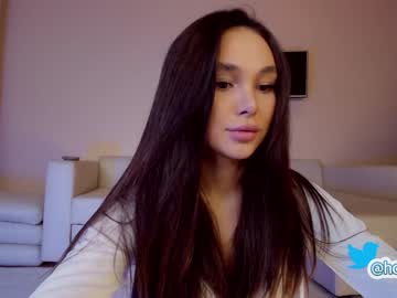 webcam girl hollyextra image #3368359