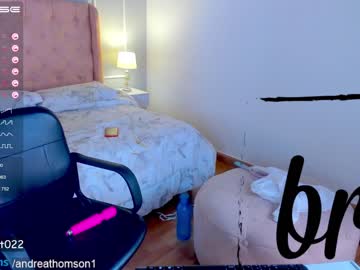 webcam girl andreathomson image #2379901