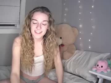 webcam girl dazzlingdani222 image #1713405