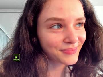 webcam girl demurelixir image #1676072