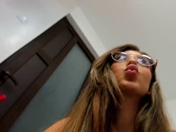 webcam girl dariaa_doll image #5528579