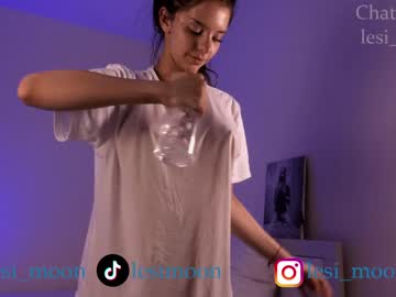 webcam girl lesi_moon image #6125362
