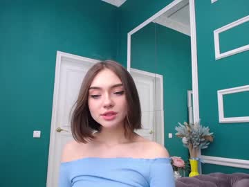 webcam girl adelewilson__ image #1083915
