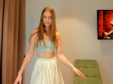 webcam girl carolynsveronica image #5011276