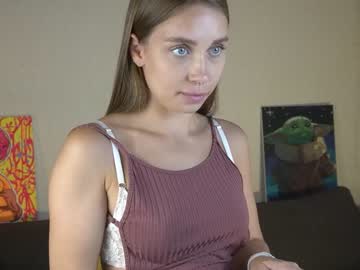 webcam girl 2girls_1dream image #4783527