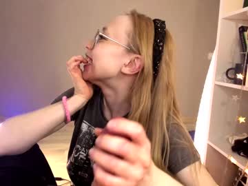 webcam couple kissasun image #3792443