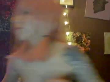 webcam girl purplehaisley image #3406519