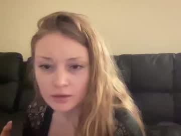 webcam girl taylormoonxo image #3615513