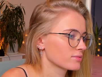 webcam girl linellali image #2649252