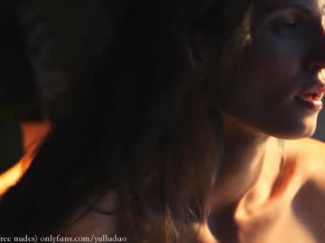 webcam girl yulladao image #2343272